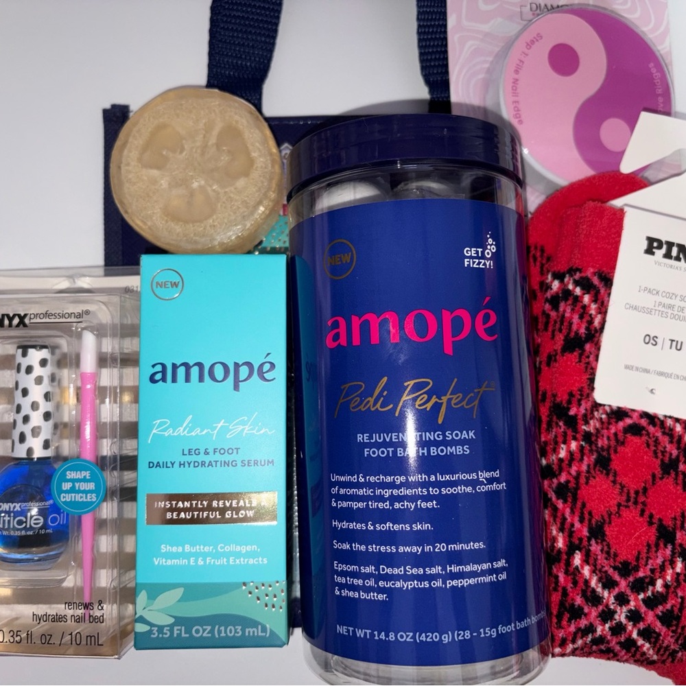 6 PC Foot Care Set: Amopé Foot Soak & Buffer & more